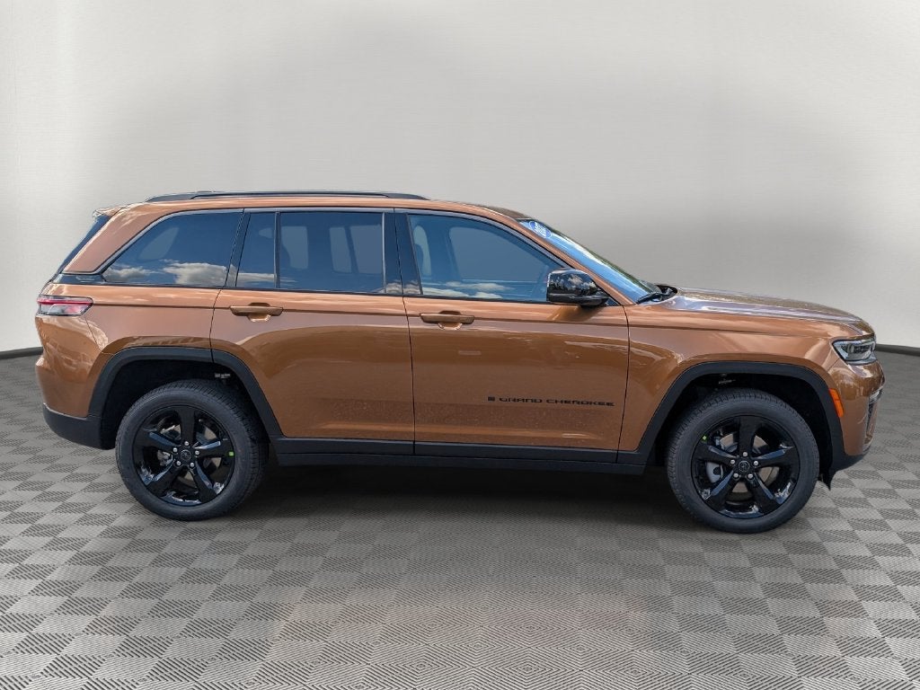 2027 Jeep Grand Cherokee GRAND CHEROKEE LIMITED 4X4