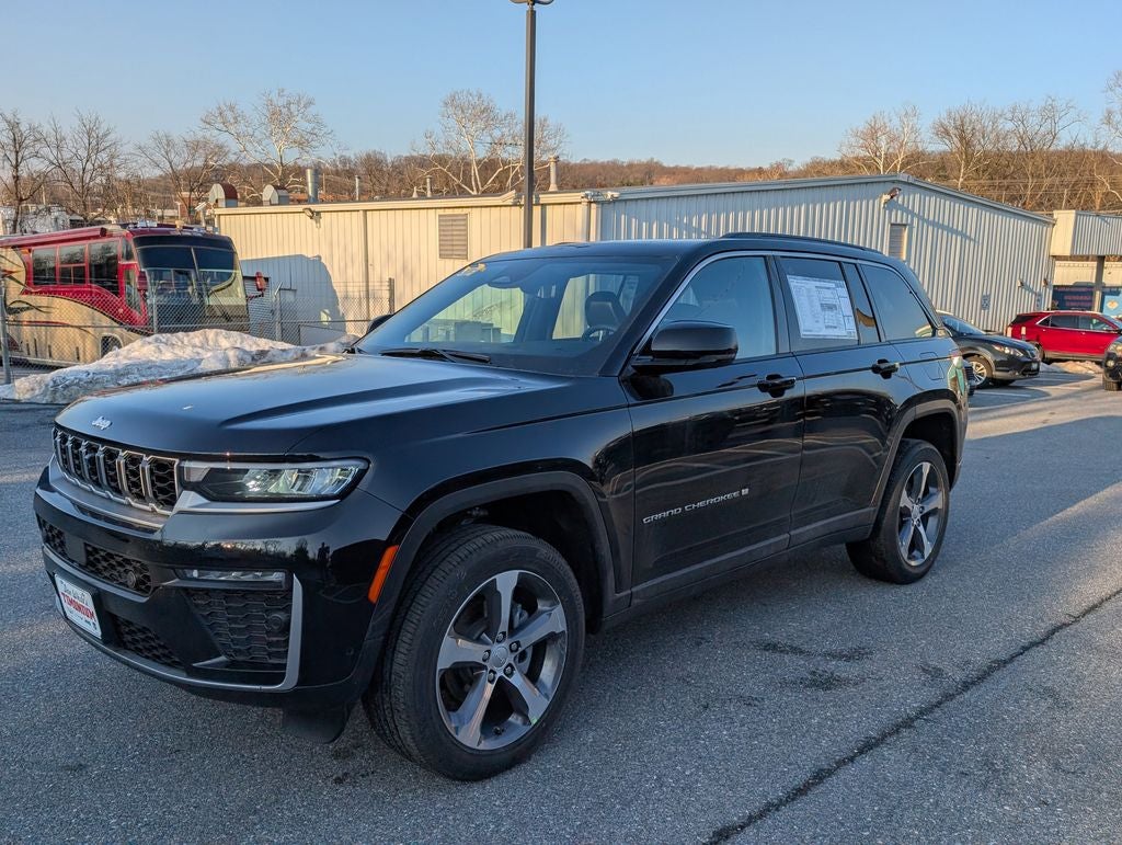 2026 Jeep Grand Cherokee GRAND CHEROKEE LIMITED 4X4