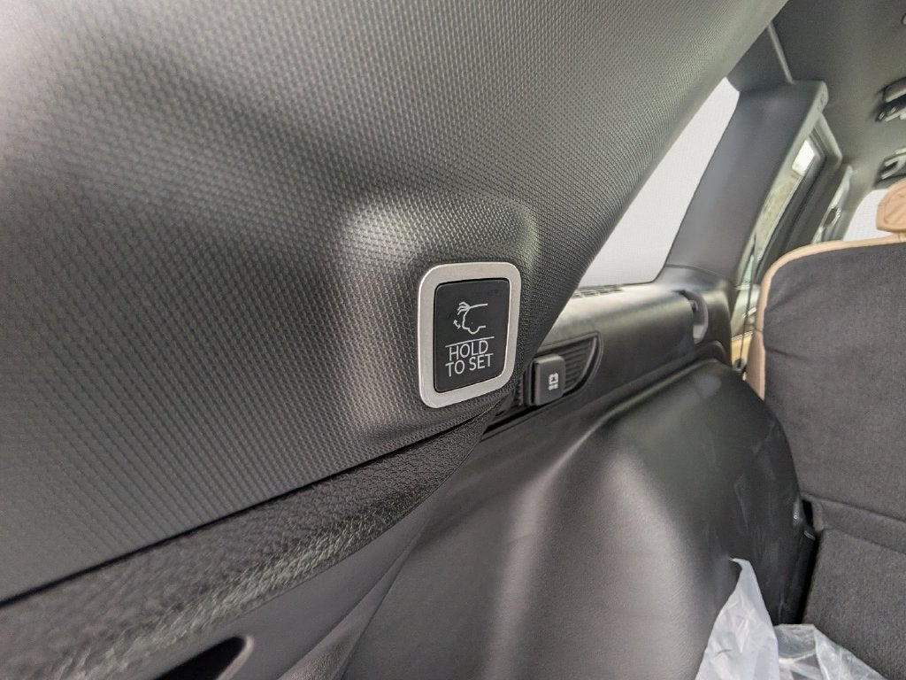 2027 Jeep Grand Cherokee GRAND CHEROKEE LIMITED 4X4