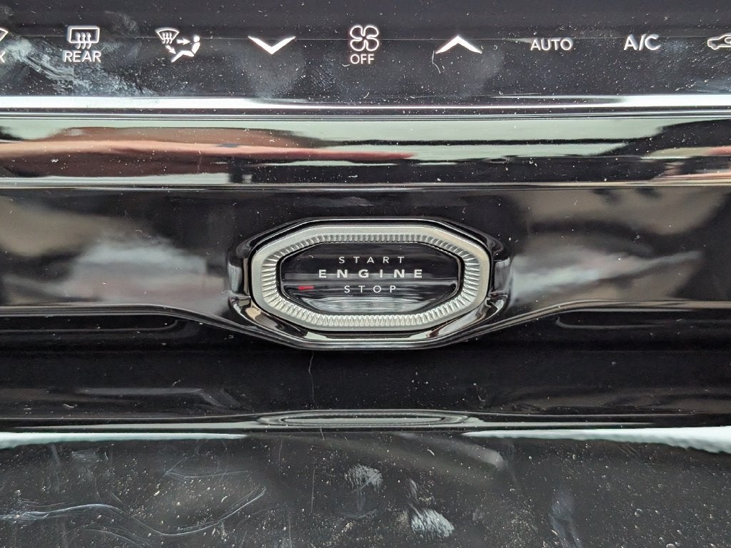 2027 Jeep Grand Cherokee GRAND CHEROKEE LIMITED 4X4