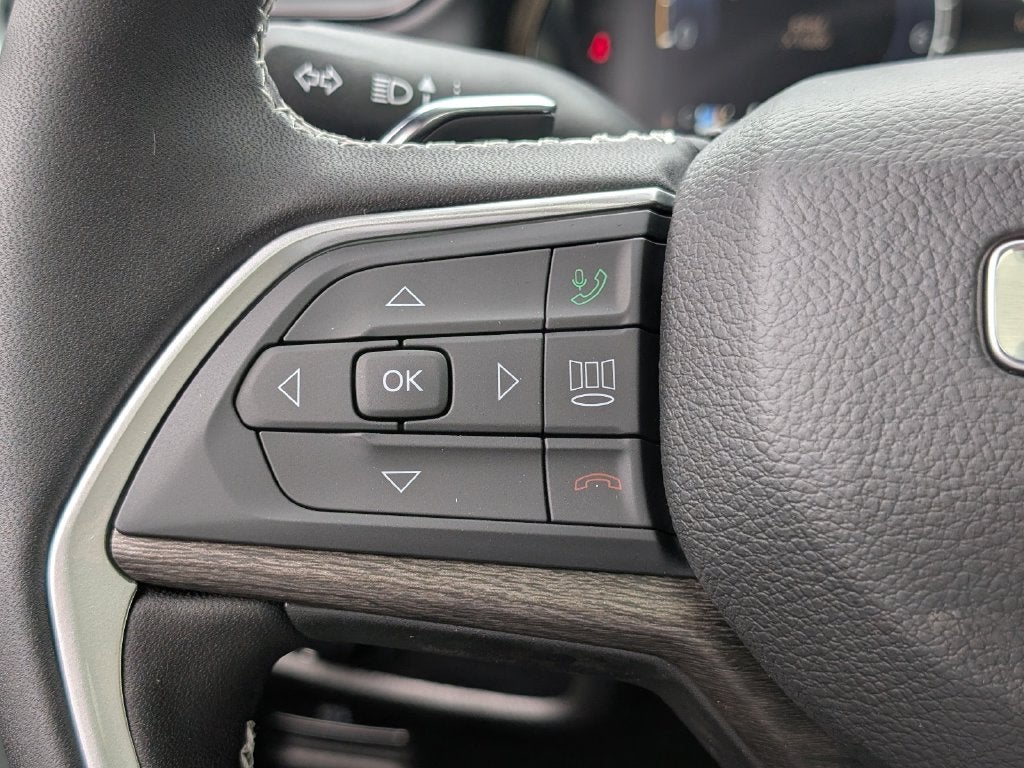 2027 Jeep Grand Cherokee GRAND CHEROKEE LIMITED 4X4