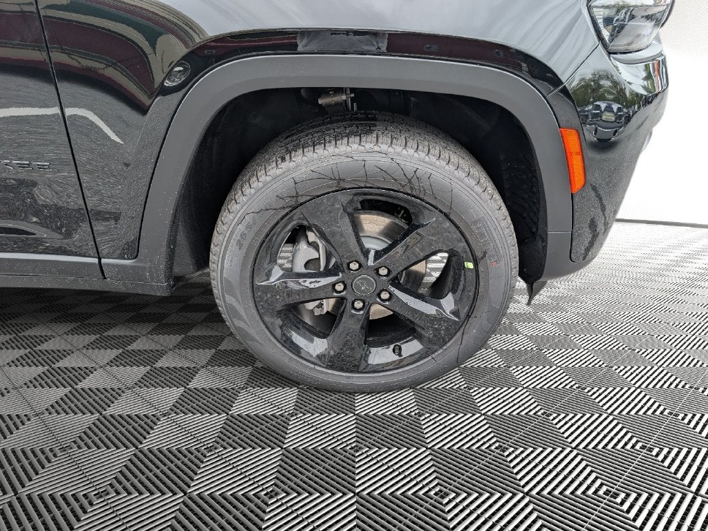 2027 Jeep Grand Cherokee GRAND CHEROKEE LIMITED 4X4