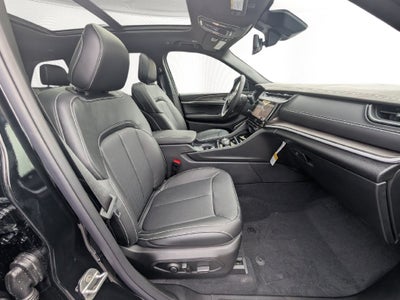 2027 Jeep Grand Cherokee GRAND CHEROKEE LIMITED RESERVE 4X4