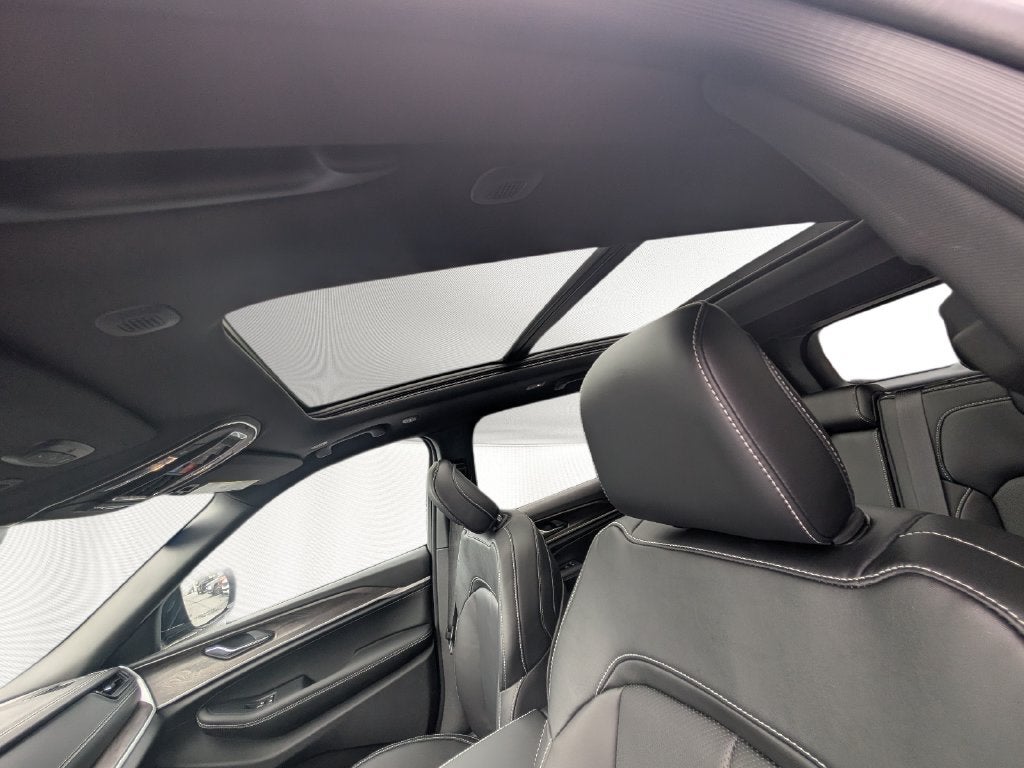 2027 Jeep Grand Cherokee GRAND CHEROKEE LIMITED RESERVE 4X4