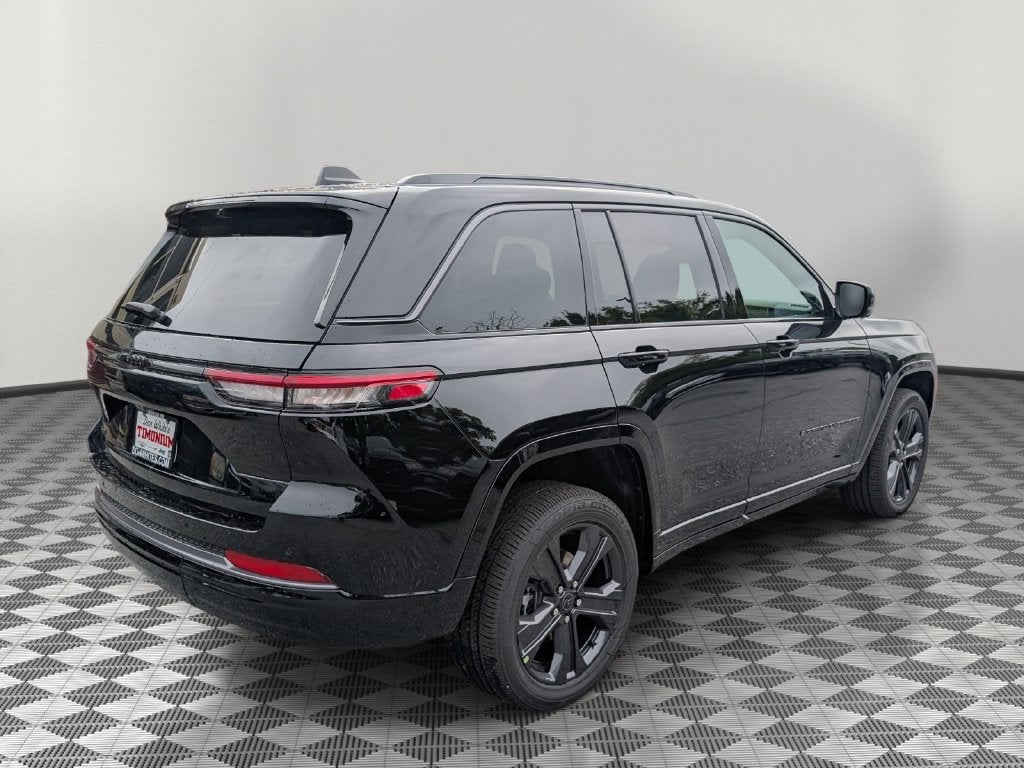 2027 Jeep Grand Cherokee GRAND CHEROKEE LIMITED RESERVE 4X4