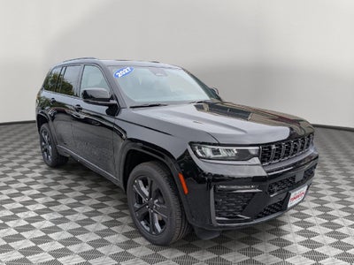 2027 Jeep Grand Cherokee GRAND CHEROKEE LIMITED RESERVE 4X4