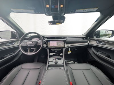 2027 Jeep Grand Cherokee GRAND CHEROKEE LIMITED 4X4