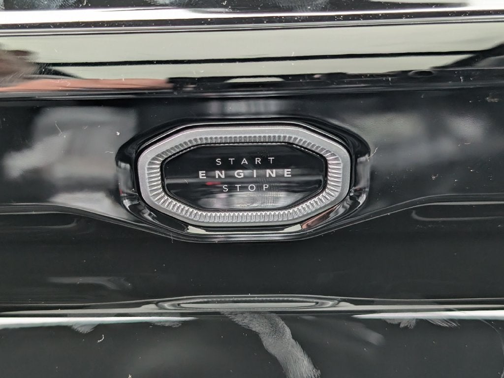 2027 Jeep Grand Cherokee GRAND CHEROKEE LIMITED 4X4