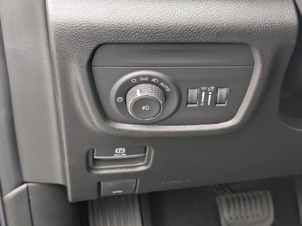 2027 Jeep Grand Cherokee GRAND CHEROKEE LIMITED 4X4