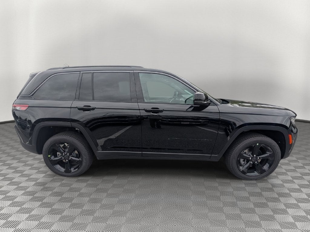 2027 Jeep Grand Cherokee GRAND CHEROKEE LIMITED 4X4