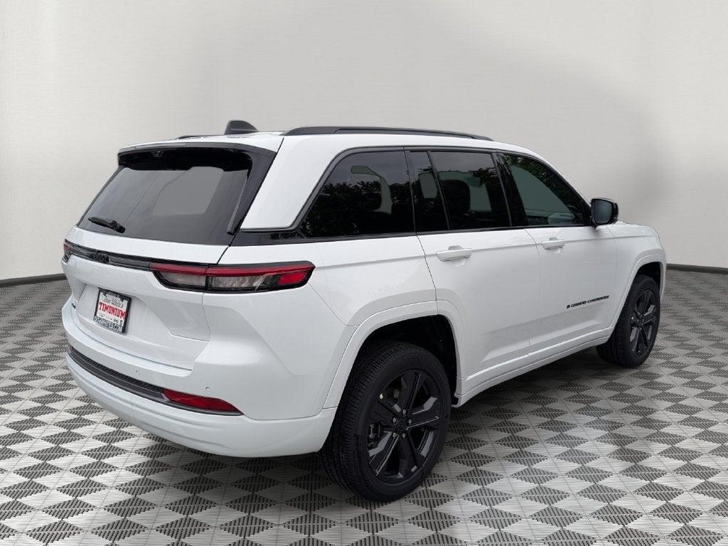 2027 Jeep Grand Cherokee GRAND CHEROKEE LIMITED RESERVE 4X4