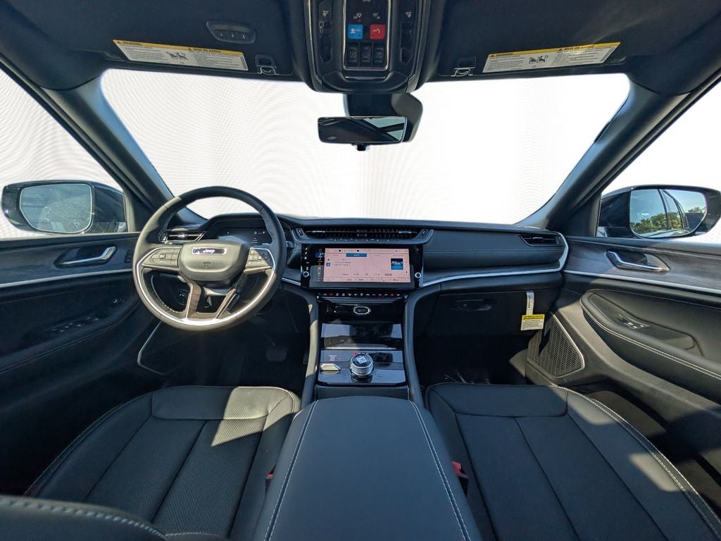 2027 Jeep Grand Cherokee Limited Reserve