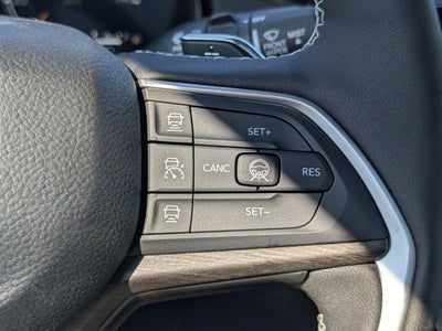 2027 Jeep Grand Cherokee Limited Reserve