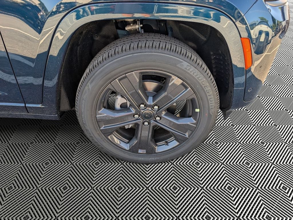 2027 Jeep Grand Cherokee Limited Reserve