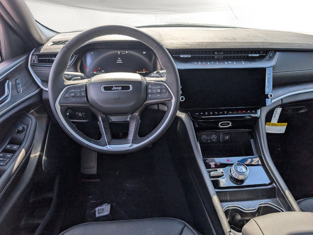 2027 Jeep Grand Cherokee GRAND CHEROKEE LIMITED RESERVE 4X4
