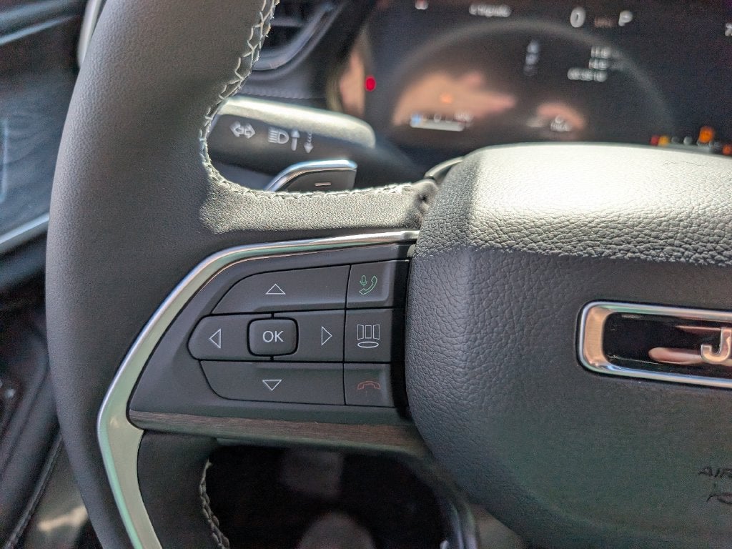 2027 Jeep Grand Cherokee GRAND CHEROKEE LIMITED RESERVE 4X4