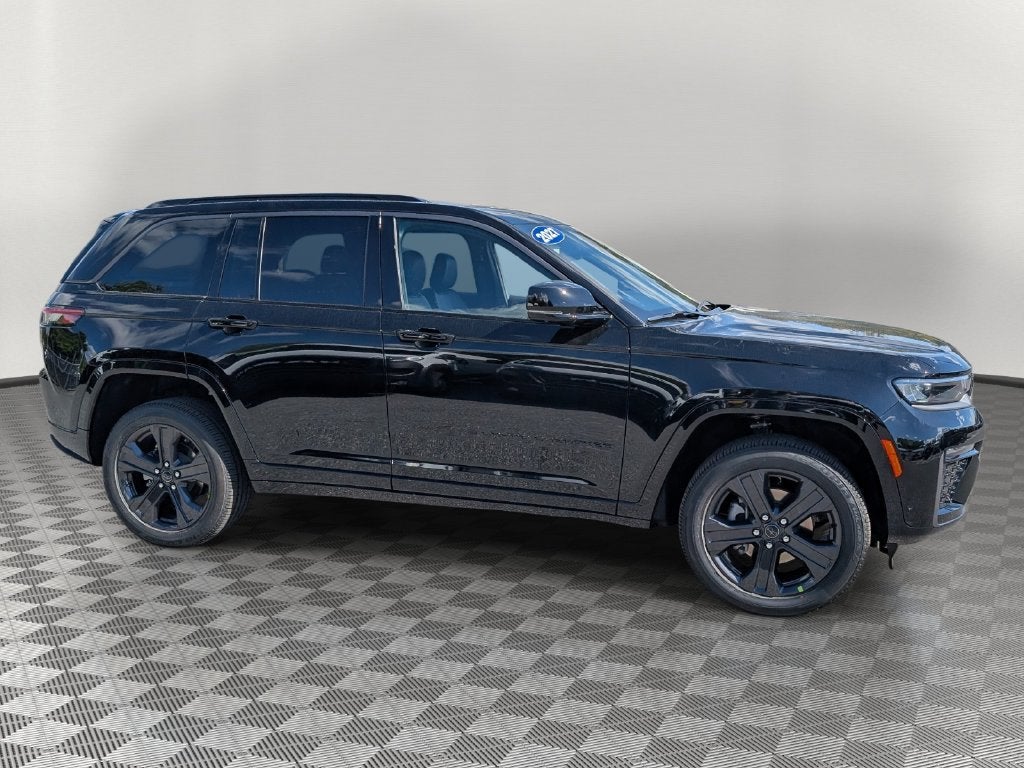 2027 Jeep Grand Cherokee GRAND CHEROKEE LIMITED RESERVE 4X4
