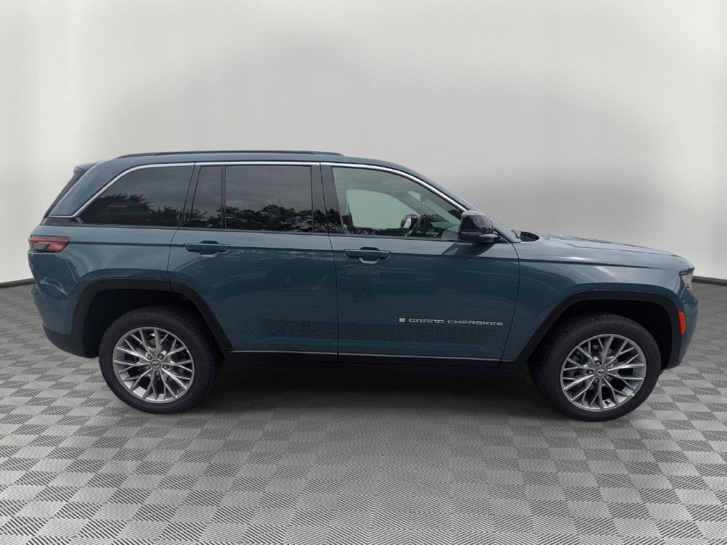 2027 Jeep Grand Cherokee GRAND CHEROKEE LIMITED 4X4