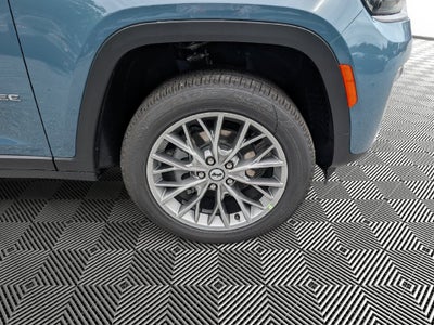2027 Jeep Grand Cherokee GRAND CHEROKEE LIMITED 4X4