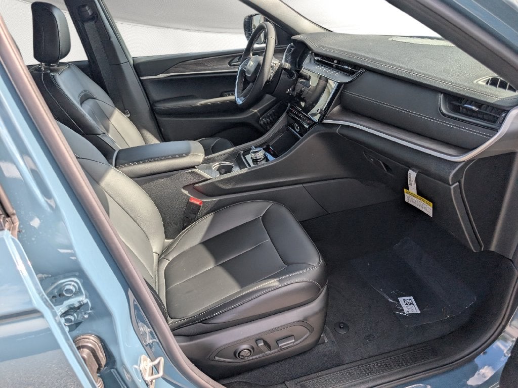2027 Jeep Grand Cherokee GRAND CHEROKEE LIMITED 4X4