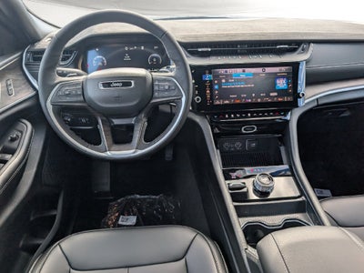 2027 Jeep Grand Cherokee GRAND CHEROKEE LIMITED 4X4