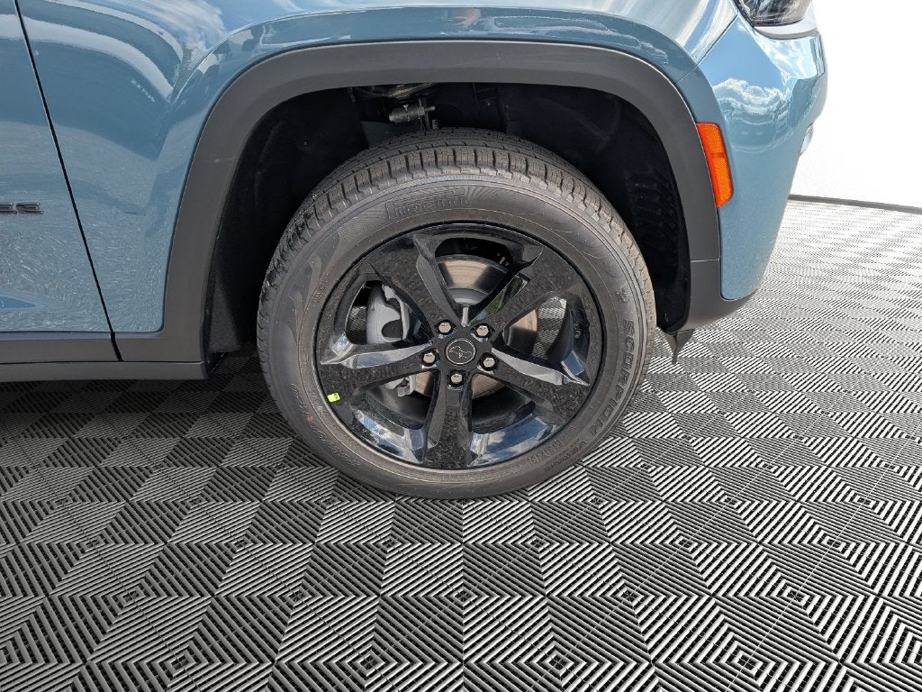 2027 Jeep Grand Cherokee GRAND CHEROKEE LIMITED 4X4