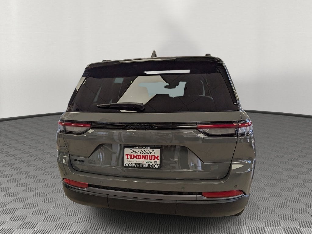 2027 Jeep Grand Cherokee GRAND CHEROKEE LIMITED 4X4