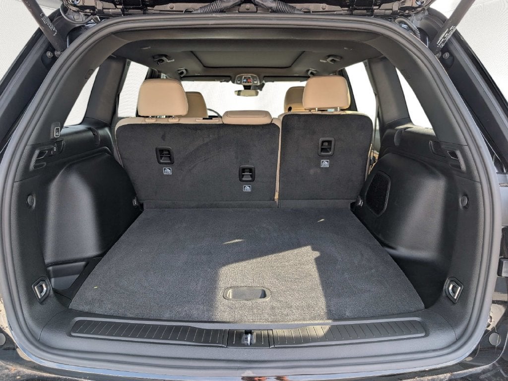 2027 Jeep Grand Cherokee GRAND CHEROKEE LIMITED 4X4