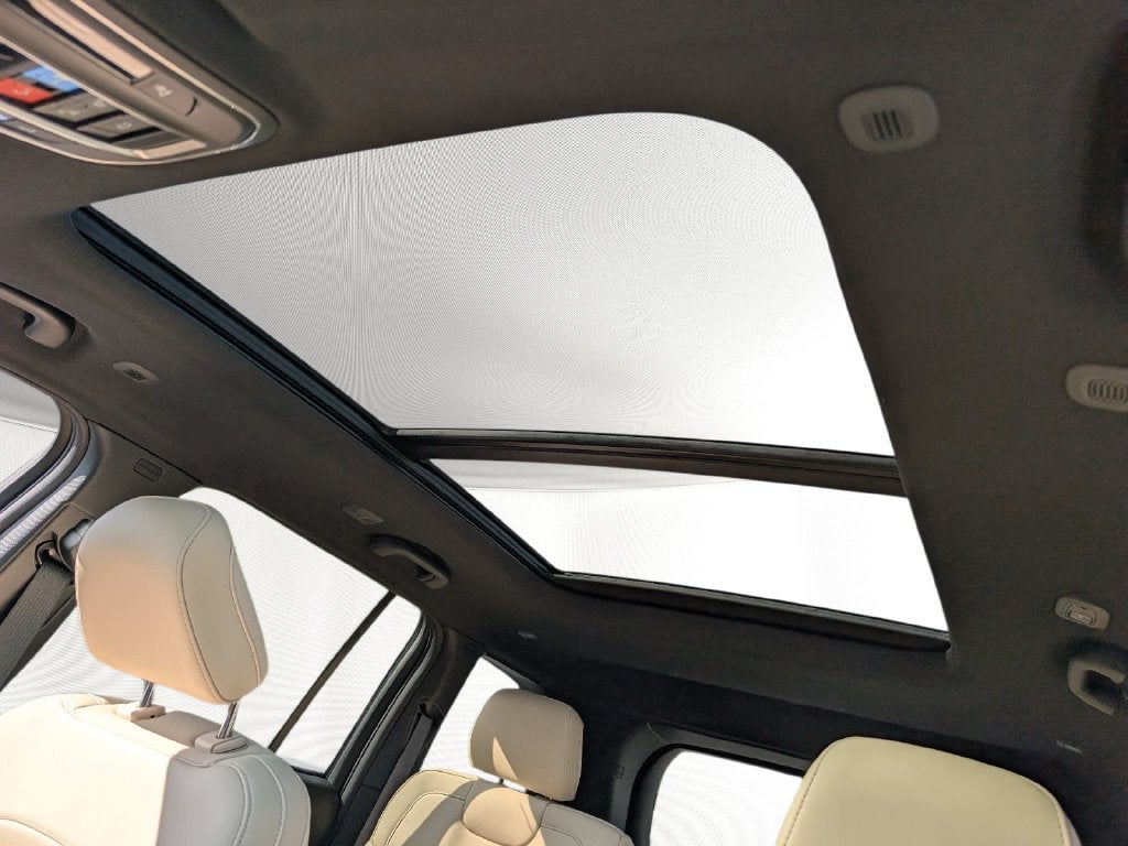 2027 Jeep Grand Cherokee GRAND CHEROKEE LIMITED 4X4