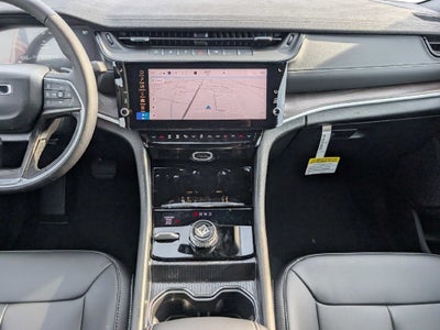 2027 Jeep Grand Cherokee GRAND CHEROKEE LIMITED 4X4