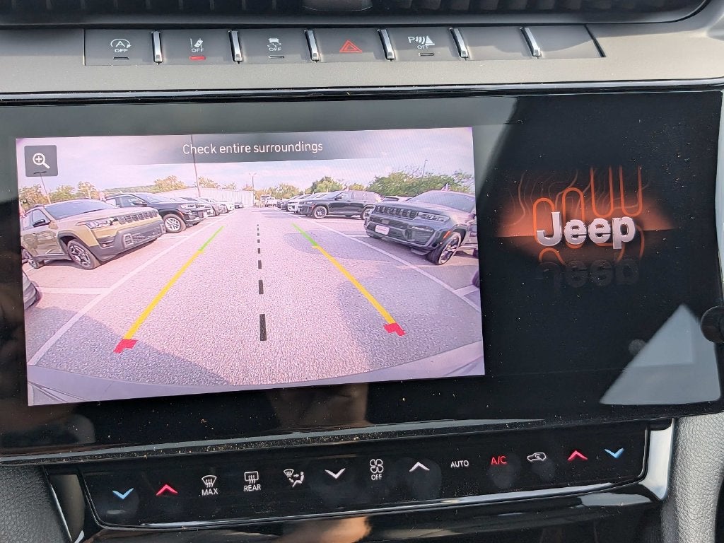 2027 Jeep Grand Cherokee GRAND CHEROKEE LIMITED 4X4