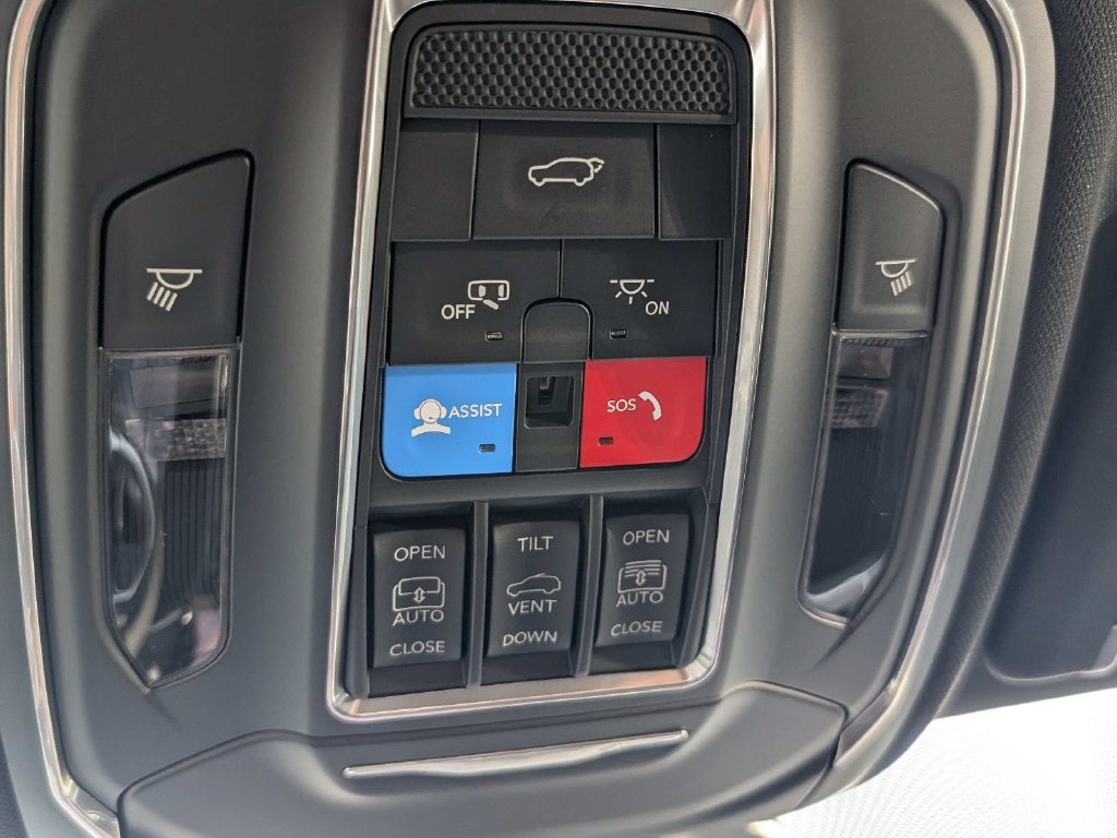 2027 Jeep Grand Cherokee GRAND CHEROKEE LIMITED 4X4