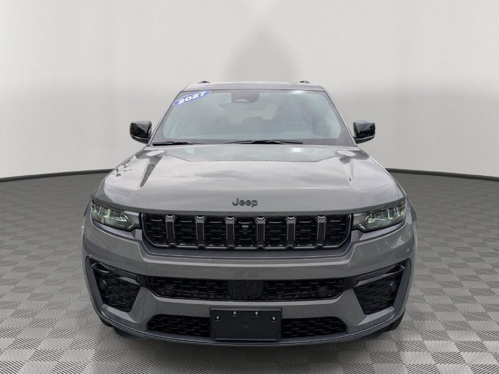 2027 Jeep Grand Cherokee GRAND CHEROKEE LIMITED RESERVE 4X4