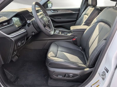2027 Jeep Grand Cherokee GRAND CHEROKEE LIMITED RESERVE 4X4