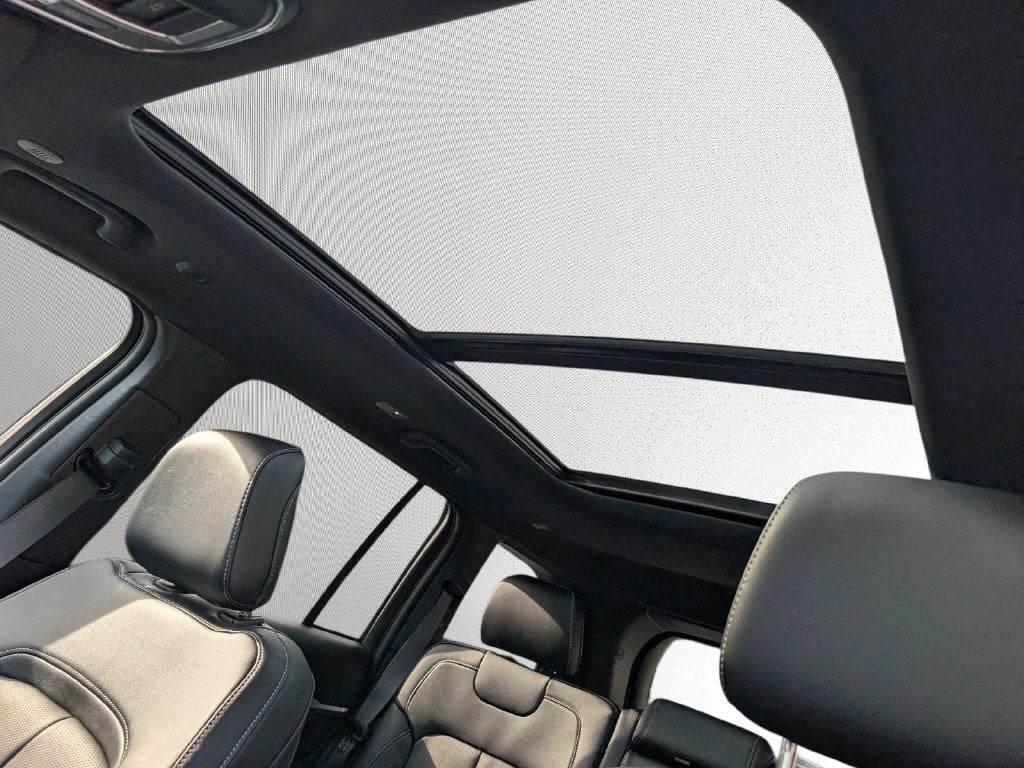 2027 Jeep Grand Cherokee GRAND CHEROKEE LIMITED RESERVE 4X4