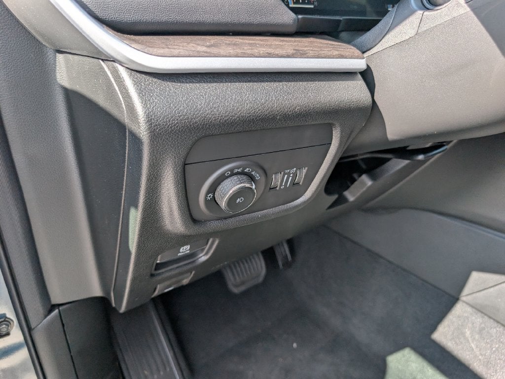 2027 Jeep Grand Cherokee GRAND CHEROKEE LIMITED 4X4