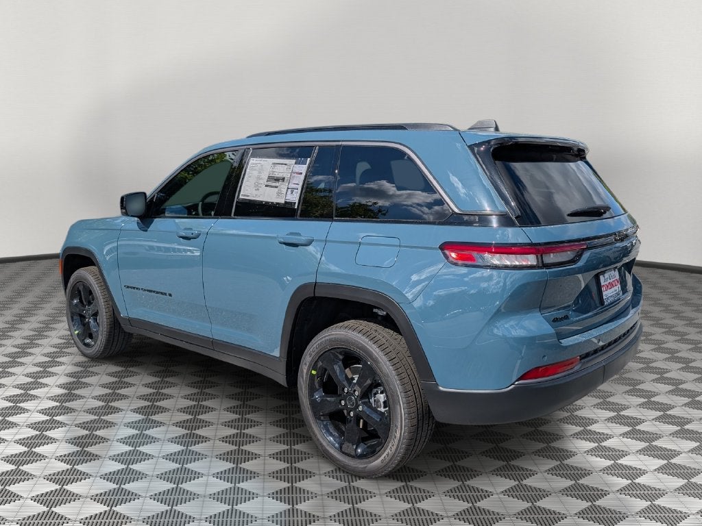 2027 Jeep Grand Cherokee GRAND CHEROKEE LIMITED 4X4