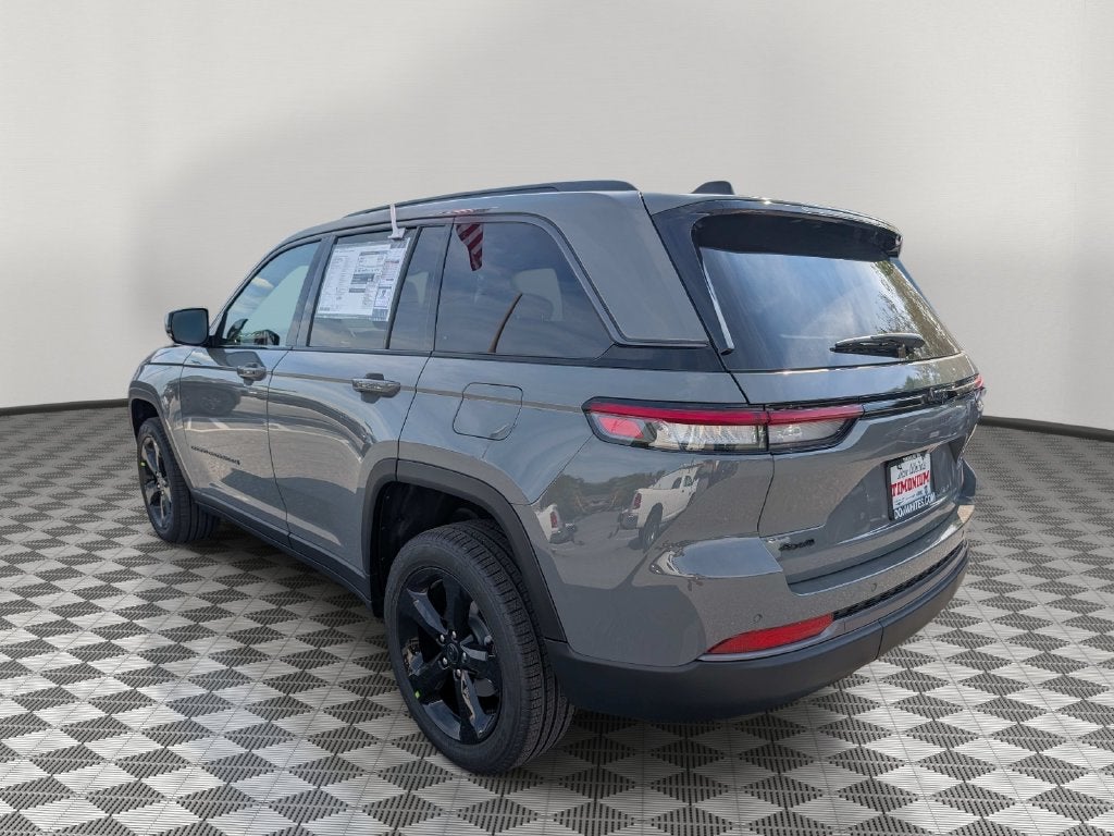 2027 Jeep Grand Cherokee GRAND CHEROKEE LIMITED 4X4