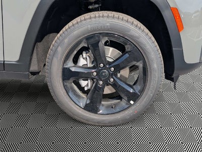 2027 Jeep Grand Cherokee GRAND CHEROKEE LIMITED 4X4
