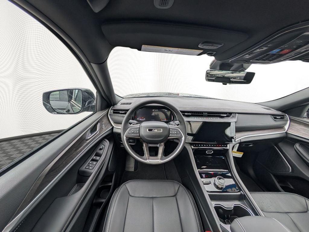 2027 Jeep Grand Cherokee Limited Reserve