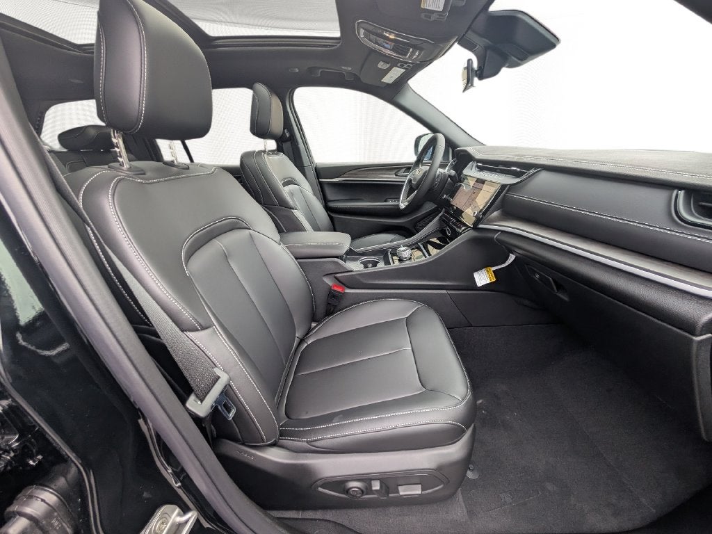 2027 Jeep Grand Cherokee Limited