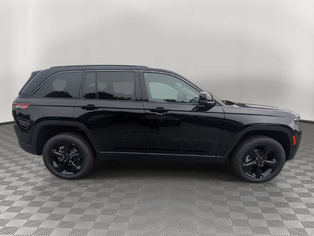 2027 Jeep Grand Cherokee Limited
