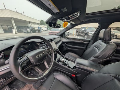 2023 Jeep Grand Cherokee Overland 4x4
