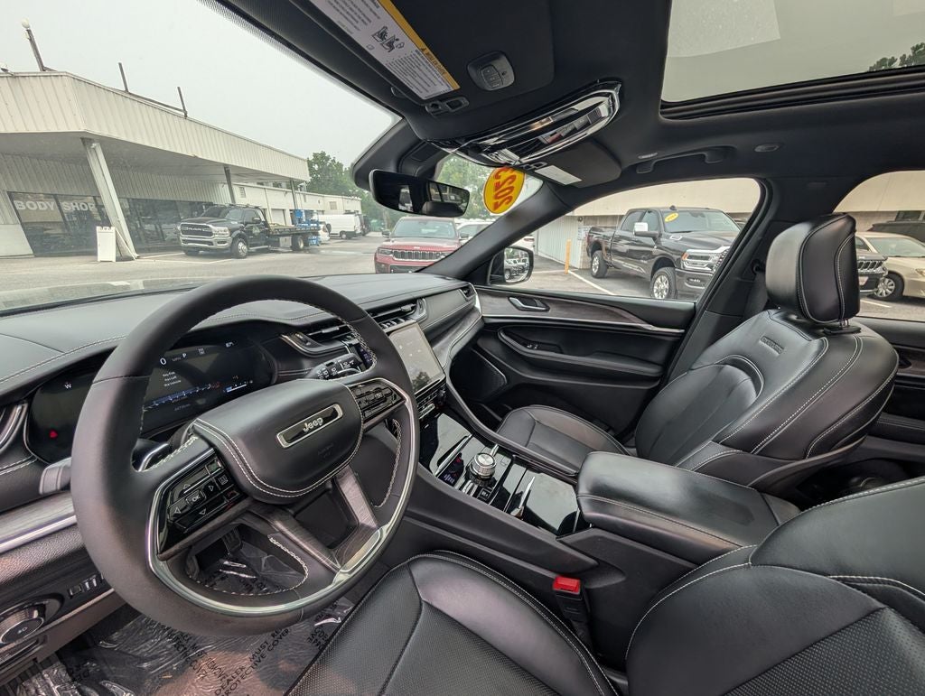 2023 Jeep Grand Cherokee Overland 4x4
