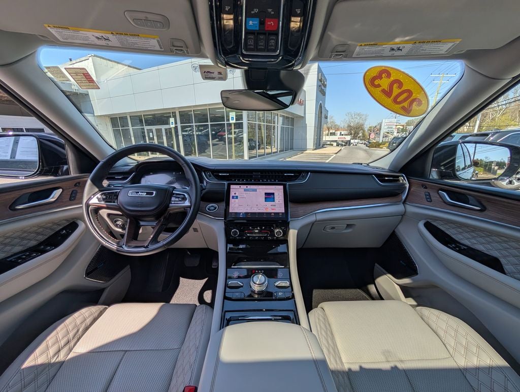 2023 Jeep Grand Cherokee Summit 4x4