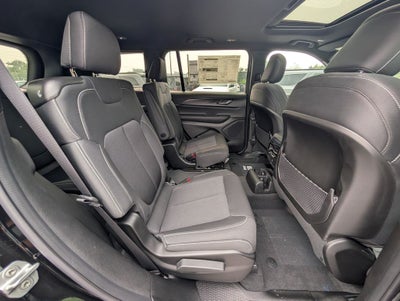 2026 Jeep Grand Cherokee GRAND CHEROKEE L LAREDO X 4X4
