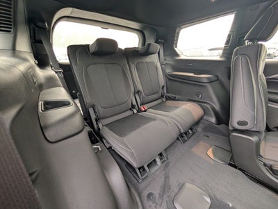 2026 Jeep Grand Cherokee GRAND CHEROKEE L LAREDO X 4X4