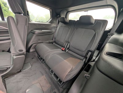 2026 Jeep Grand Cherokee GRAND CHEROKEE L LAREDO X 4X4