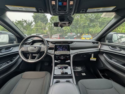 2026 Jeep Grand Cherokee GRAND CHEROKEE L LAREDO X 4X4