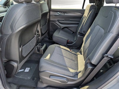 2027 Jeep Grand Cherokee GRAND CHEROKEE L LAREDO X 4X4